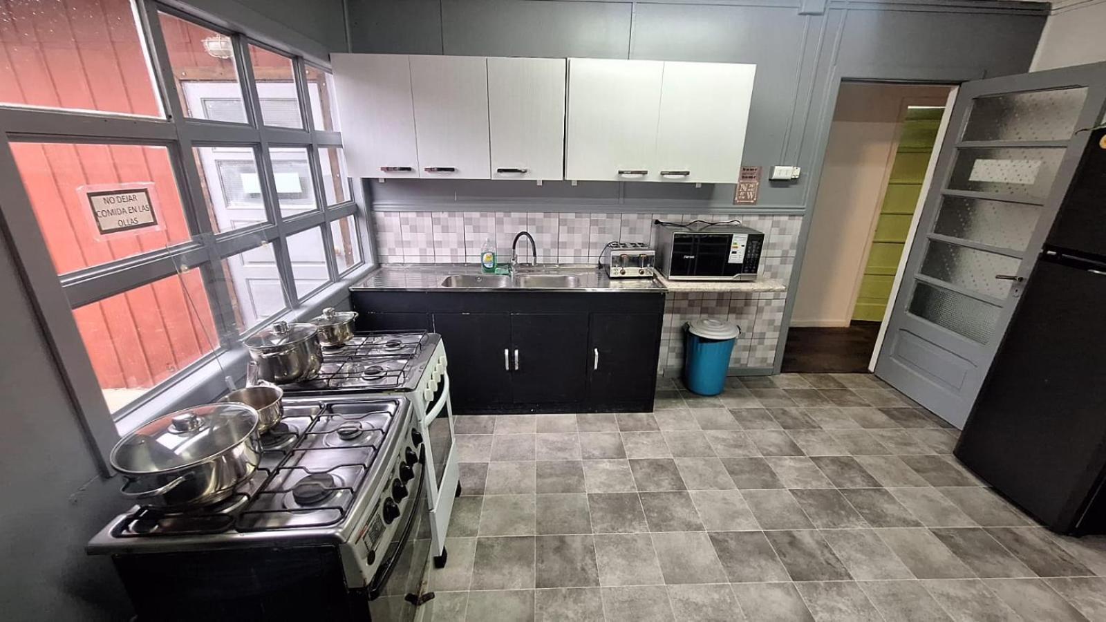Hostel Kuntur Πουέρτο Νατάλες Εξωτερικό φωτογραφία