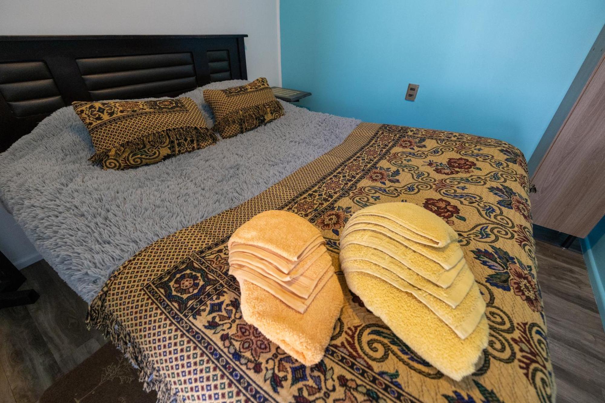 Hostel Kuntur Πουέρτο Νατάλες Εξωτερικό φωτογραφία