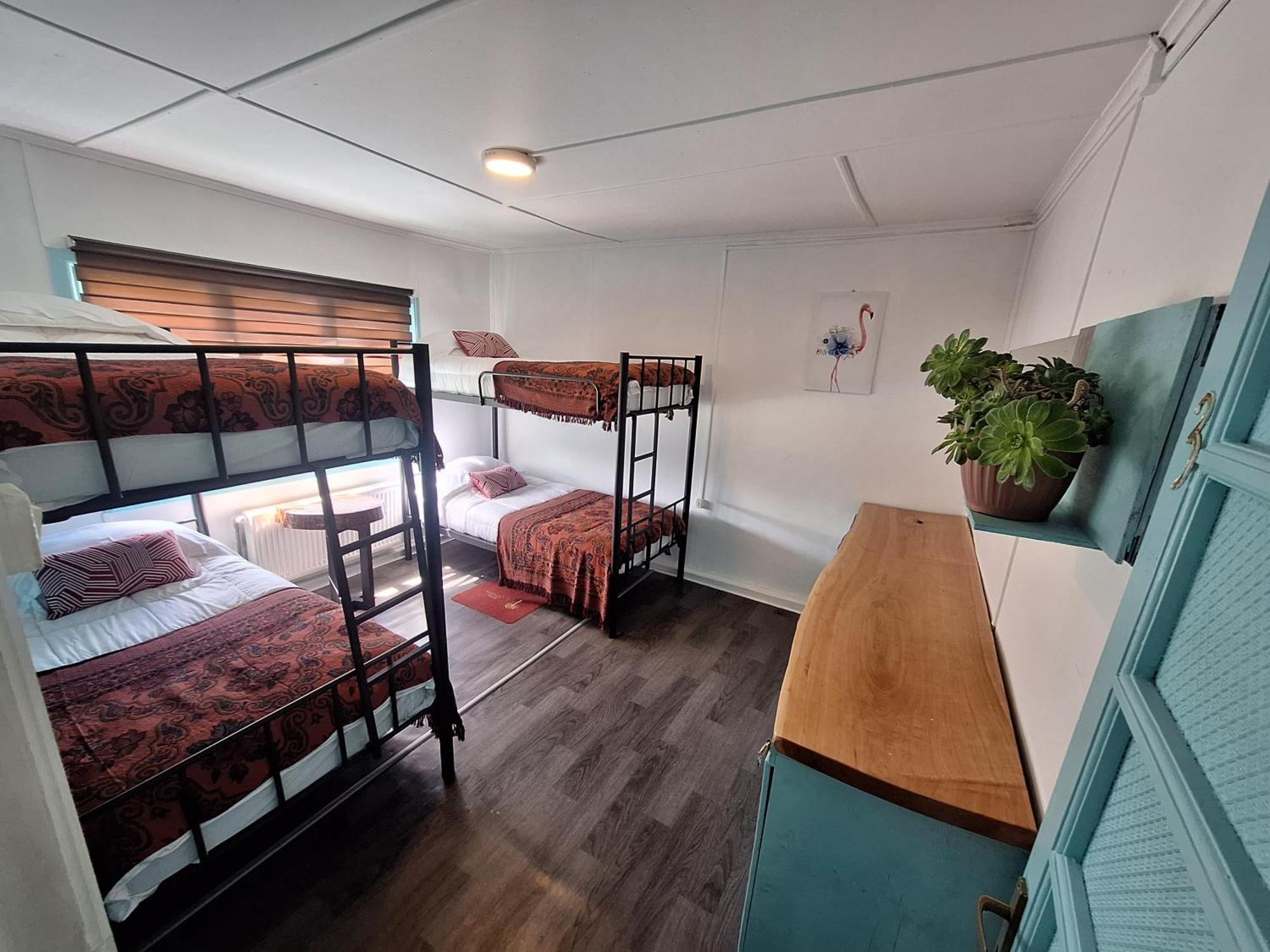 Hostel Kuntur Πουέρτο Νατάλες Εξωτερικό φωτογραφία